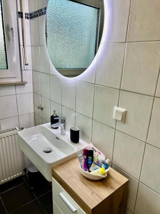 Moderne Ruhige Wohnung Bochum Angebunden Exterior foto